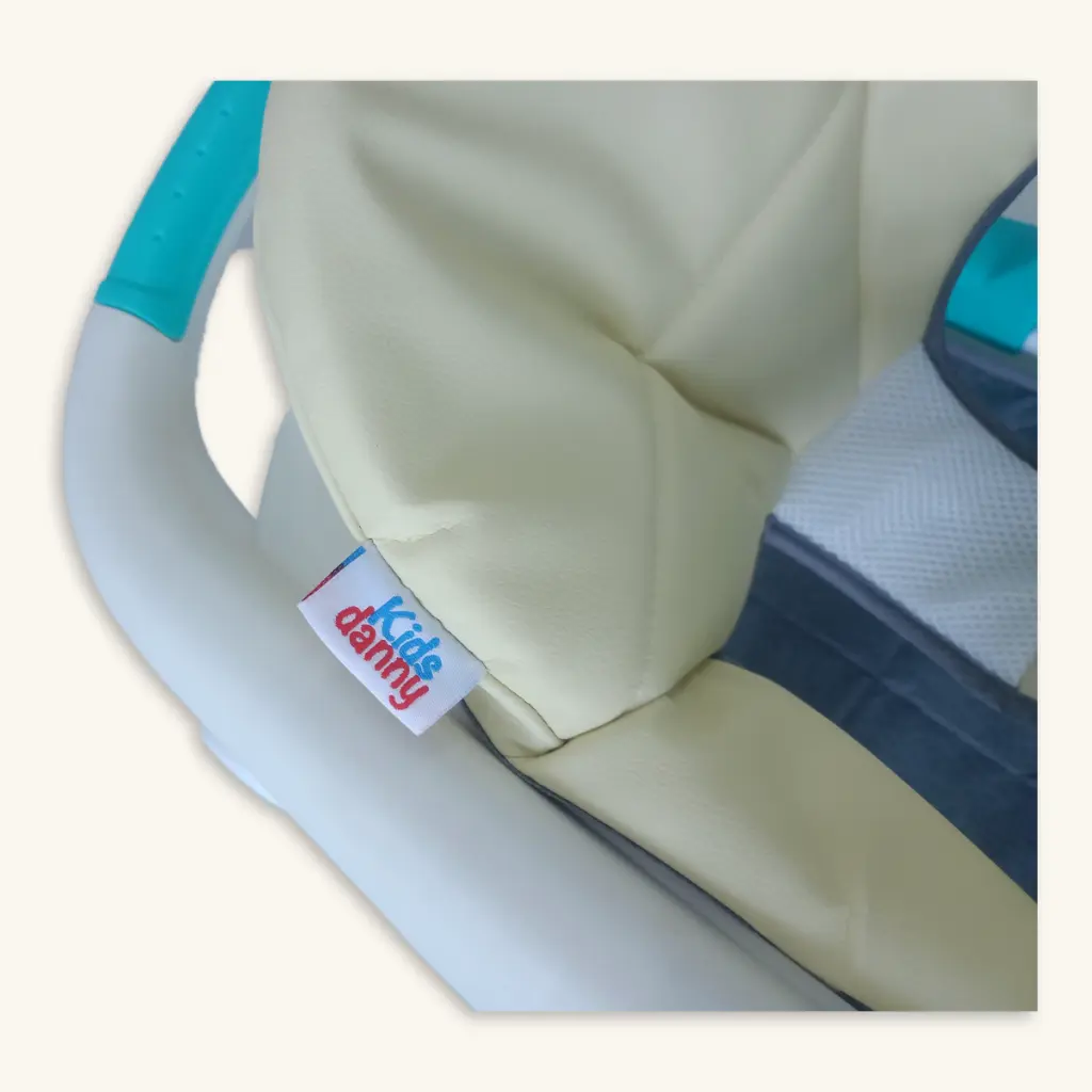 kidsdanny_robot_brand.webp